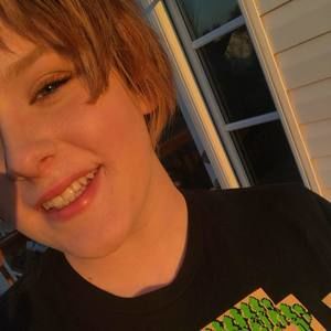 Meet your Posher, Abbie